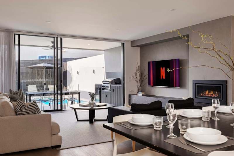 The Grey House | Luxe Entertainer with Heated Pool in McCrae, Victoria - Holiday rental photo 1