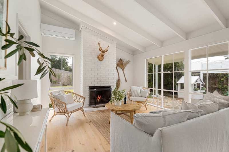 Backbeach House | 1km to Beach & Outdoor Firepit in Blairgowrie, Victoria - Holiday rental photo 1