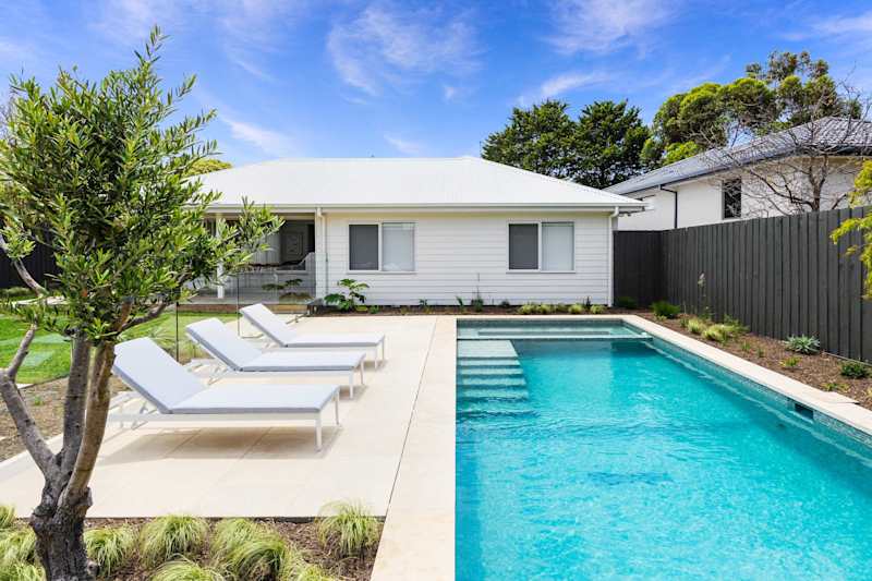 Wagstaff Sands | Pool, Spa + Alfresco Dining in Rye, Victoria - Holiday rental photo 1