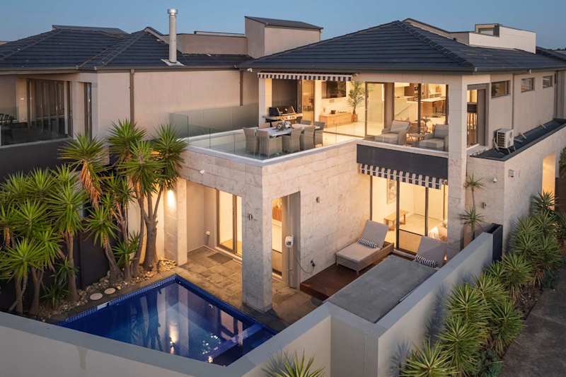 Bella Vista Mornington Esplanade in Mornington, Victoria - Holiday rental photo 1