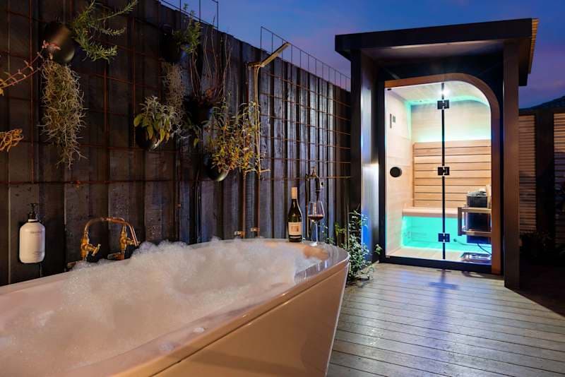 The Nest | Couples Outdoor Bath + Sauna in Tootgarook, Victoria - Holiday rental photo 1